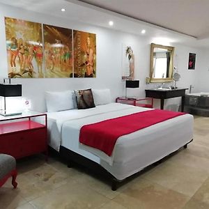 Essenzia De Cancun